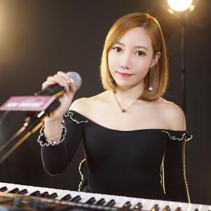 曰本人三人交╳╳╳69动漫
